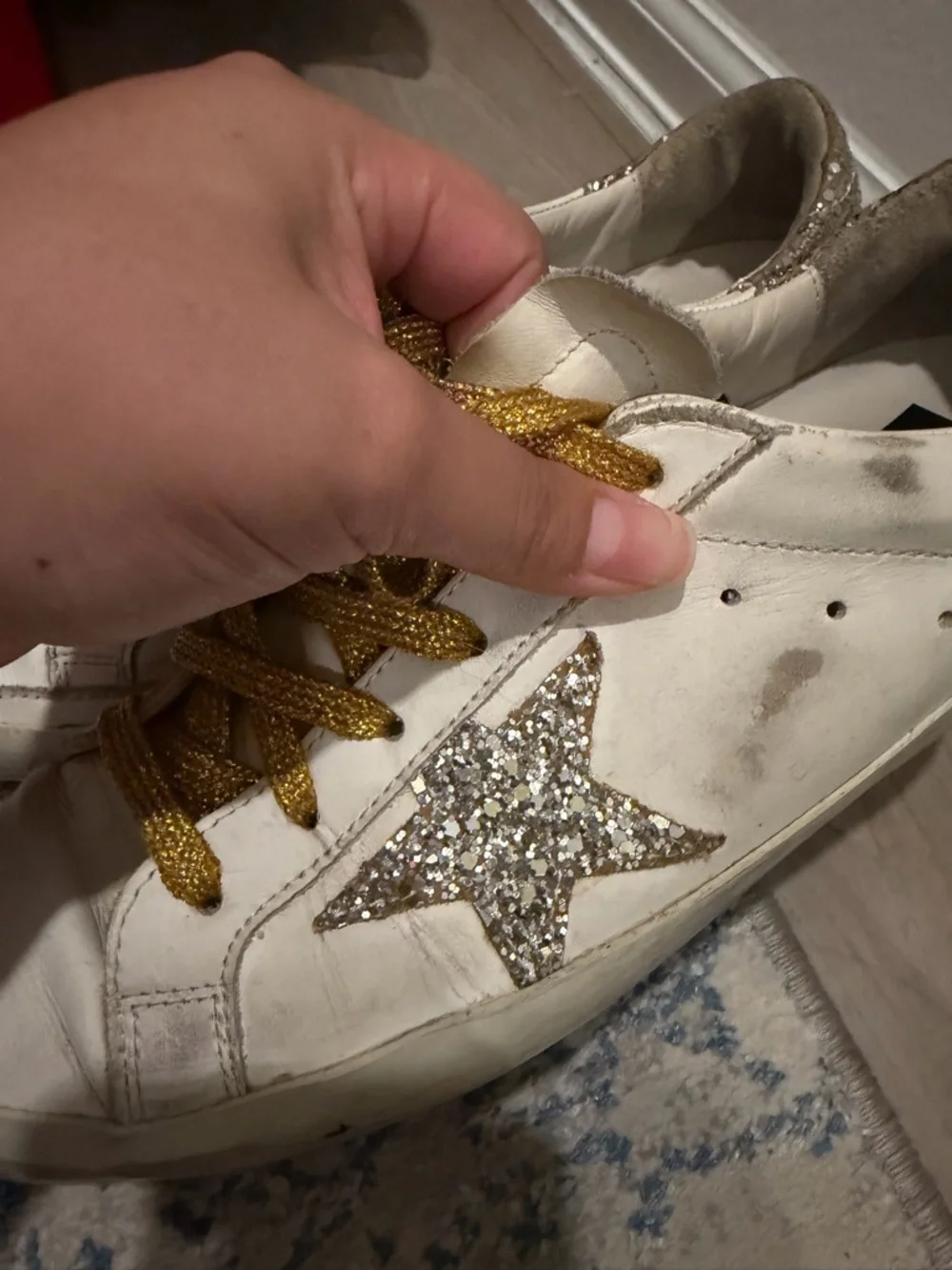 Golden Goose White Sneakers with Gold Star and Metallic Gold Laces - Picture 11 of 11